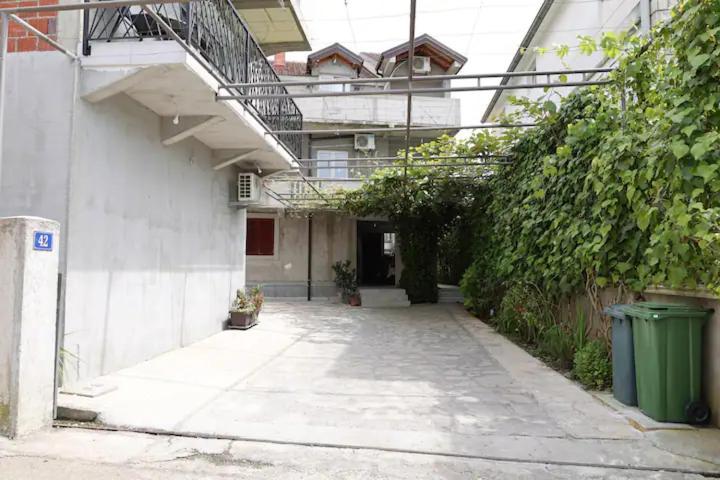 Apartments R&M Tivat Extérieur photo