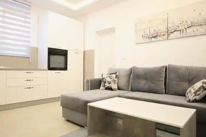 Apartments R&M Tivat Extérieur photo