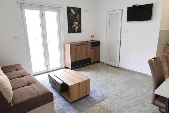 Apartments R&M Tivat Extérieur photo