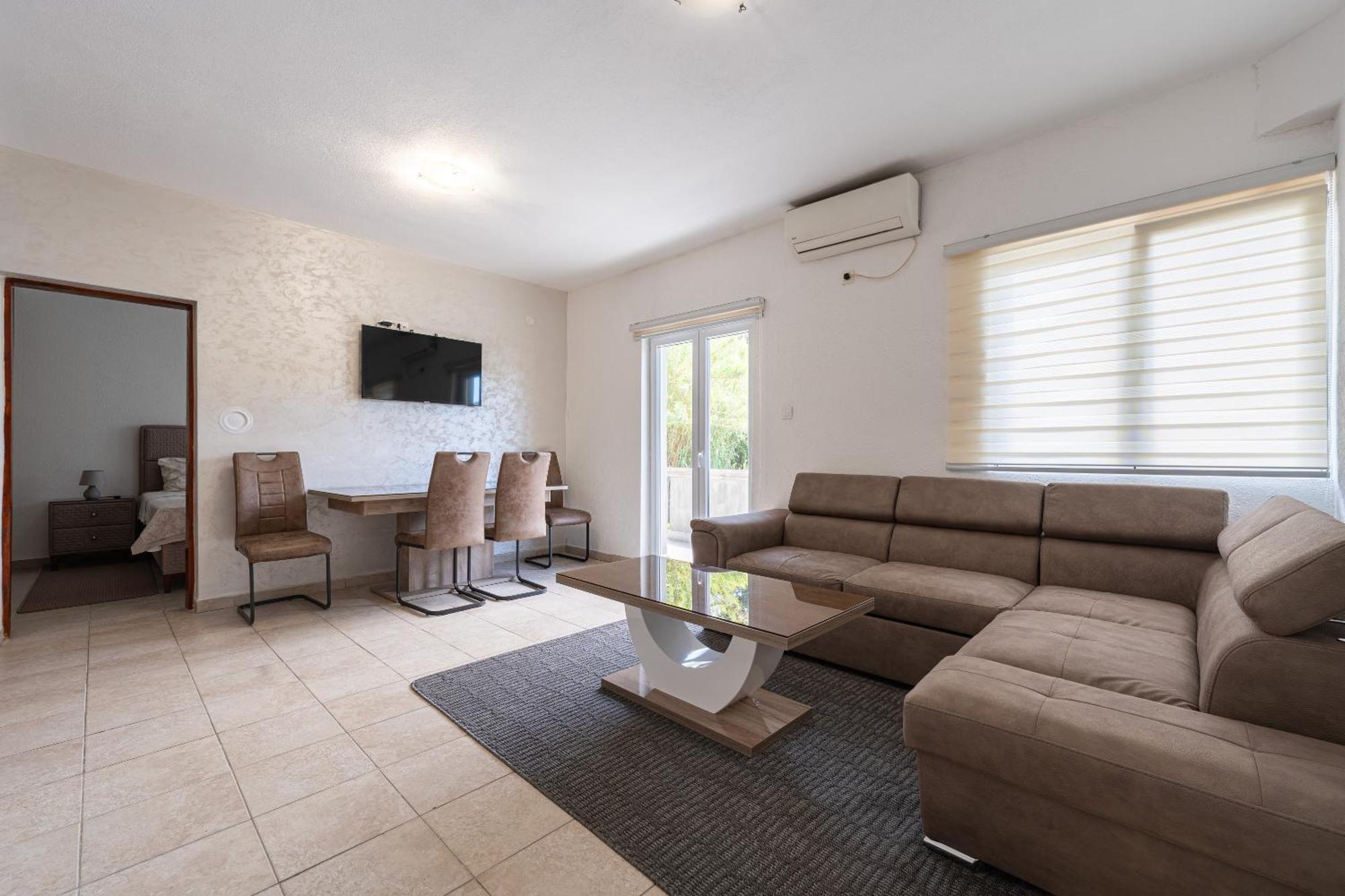 Apartments R&M Tivat Extérieur photo